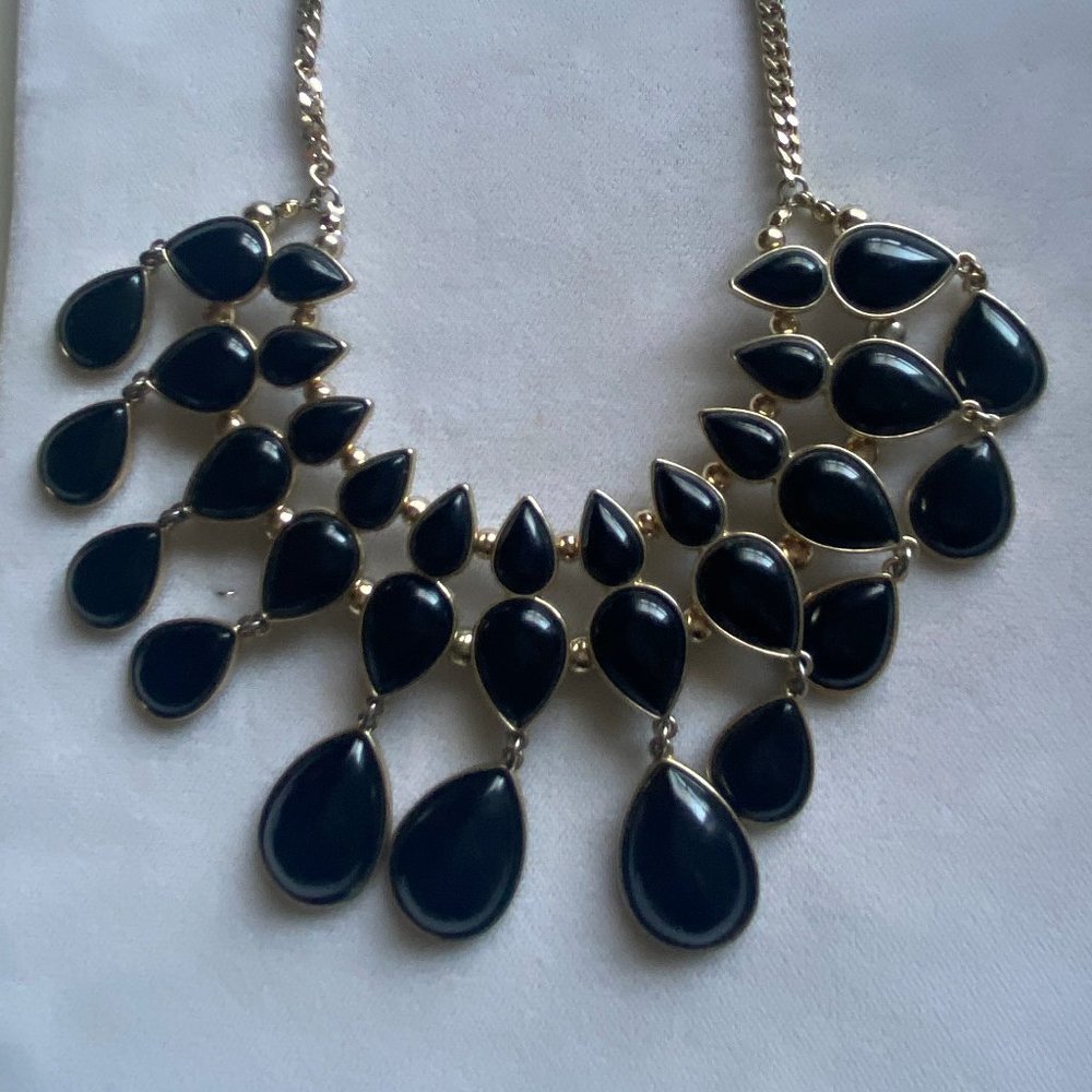 Triple strand "teardrop" necklace
